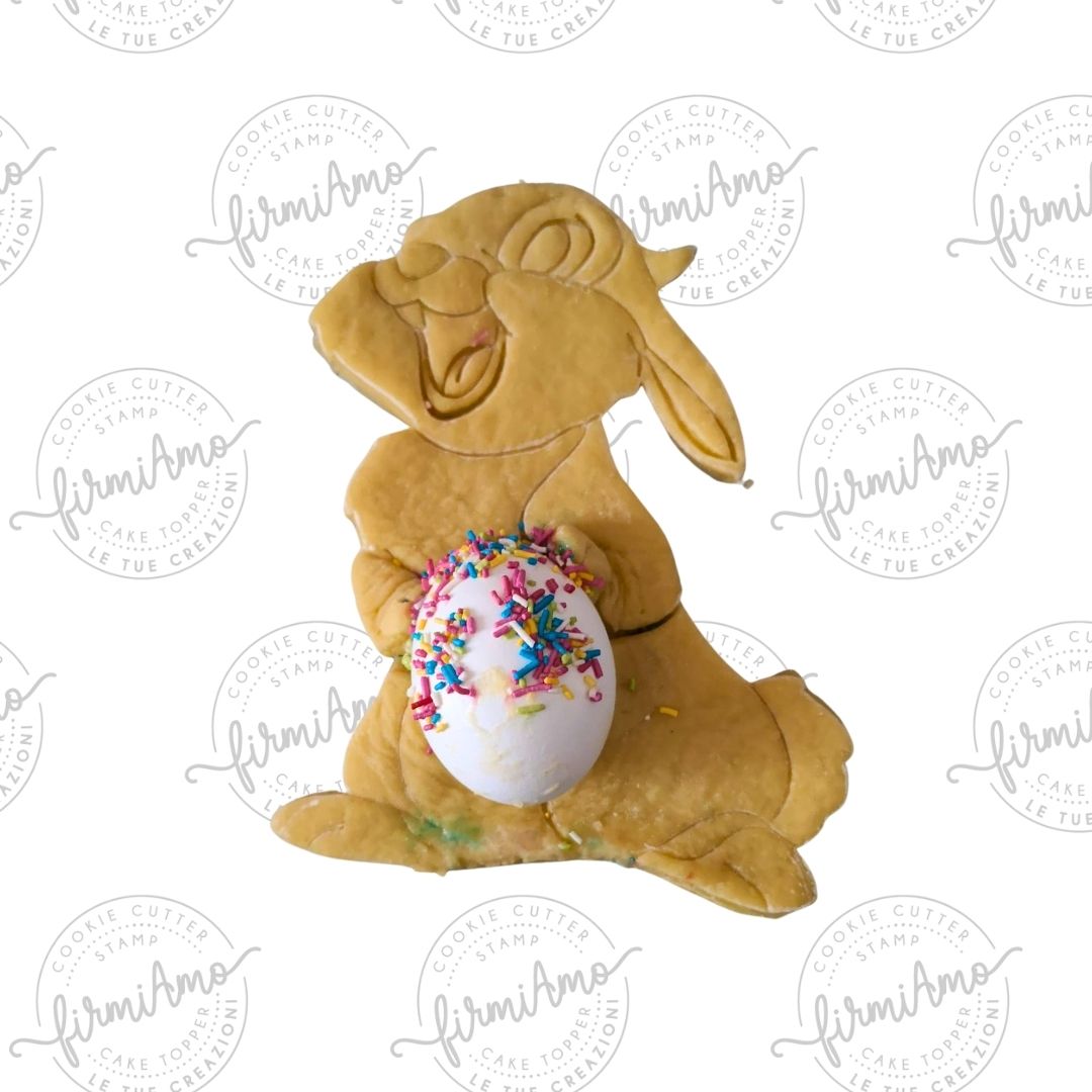 Hase mit Osterei
