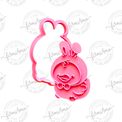 BATUFFOLO - PULCINO TRAVESTITO DA CONIGLIO INTERA